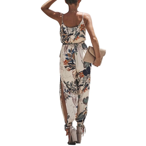 Floral V Neck Backless Halter Sleeveless Jumpsuit - Picture 2 of 7